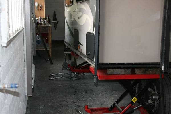5th Wheel Accident Repair – accident gallery item