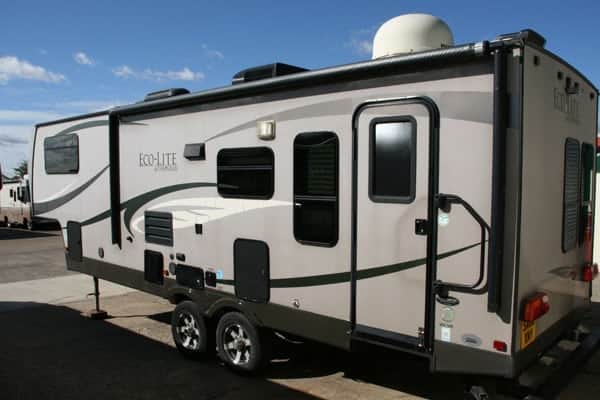 5th wheel accident and repair finished view